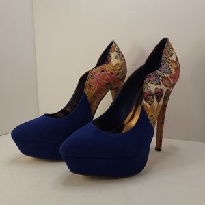2 Lips Too Peacock High Heel size 7 shoe